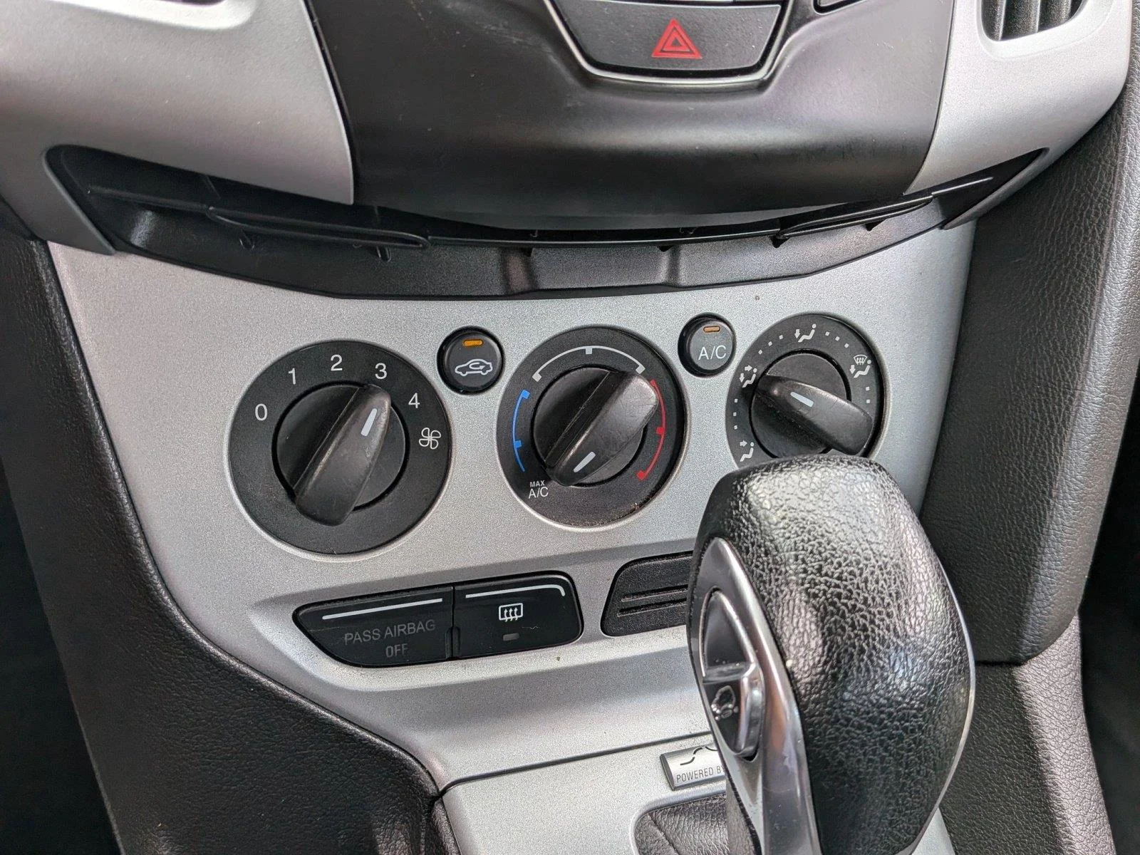 Used 2012 Sterling Gray Metallic Ford SE image 13