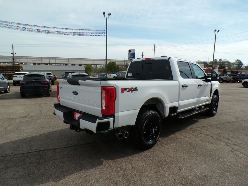 New 2026 Oxford White Ford F-250® XL image 7