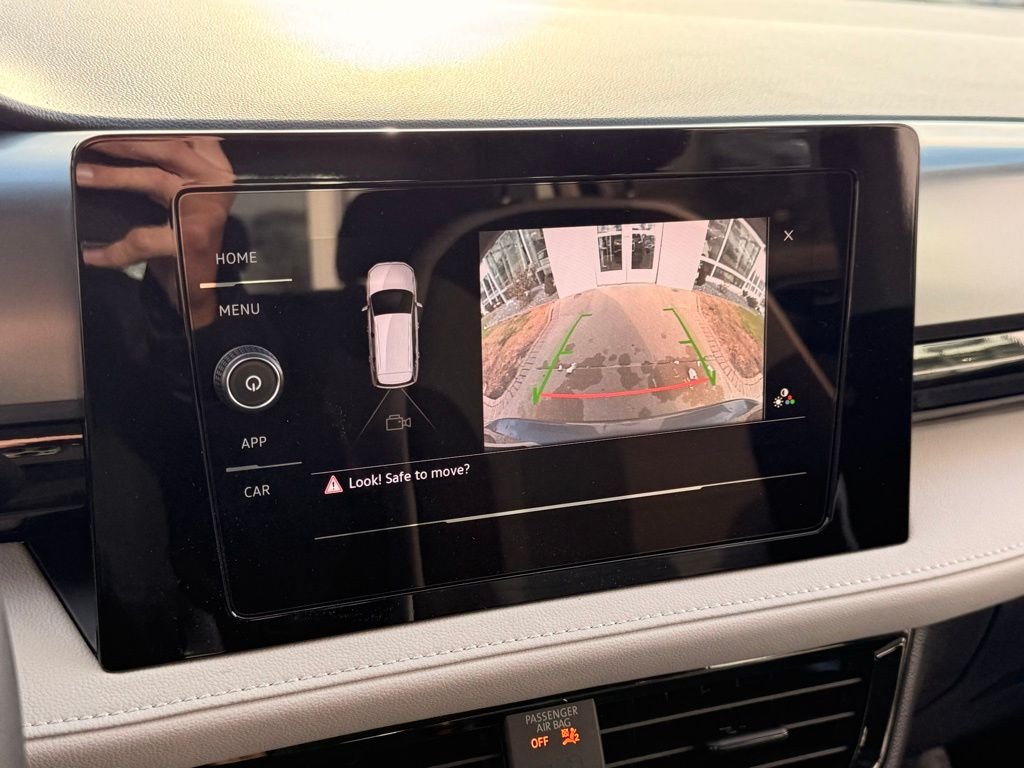 New 2026 Platinum Gray Metallic Volkswagen 1.5T S image 21