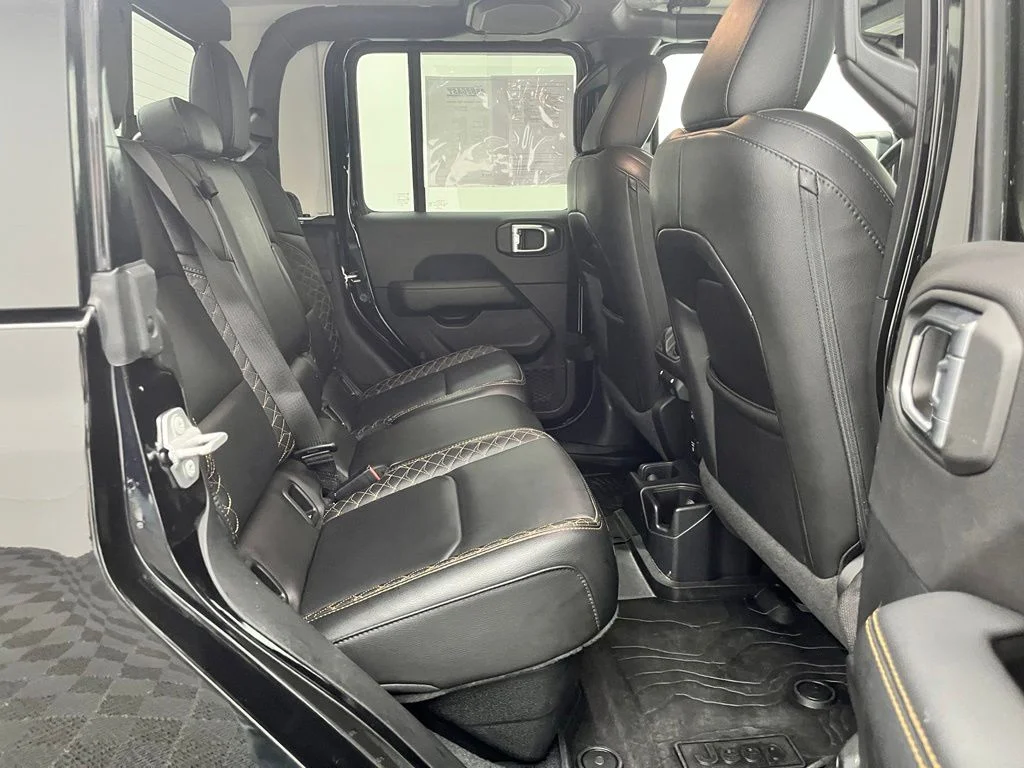 Used 2021 Black Jeep Overland image 34