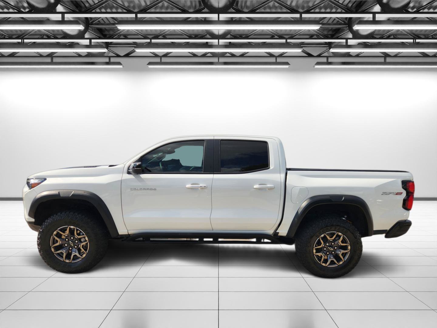 Used 2025 Summit White Chevrolet ZR2 image 6