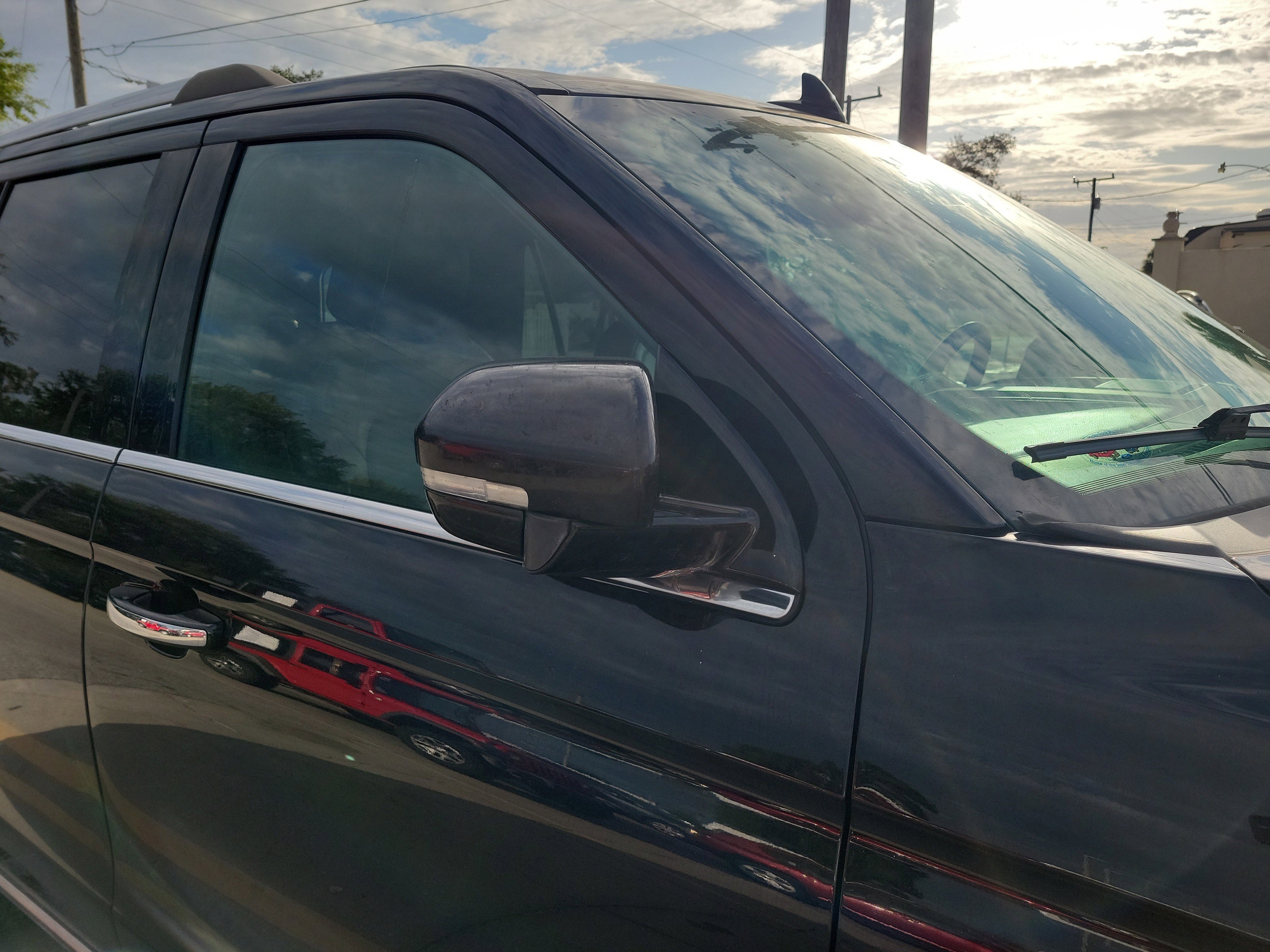 Used 2020 Black Ford Limited image 9