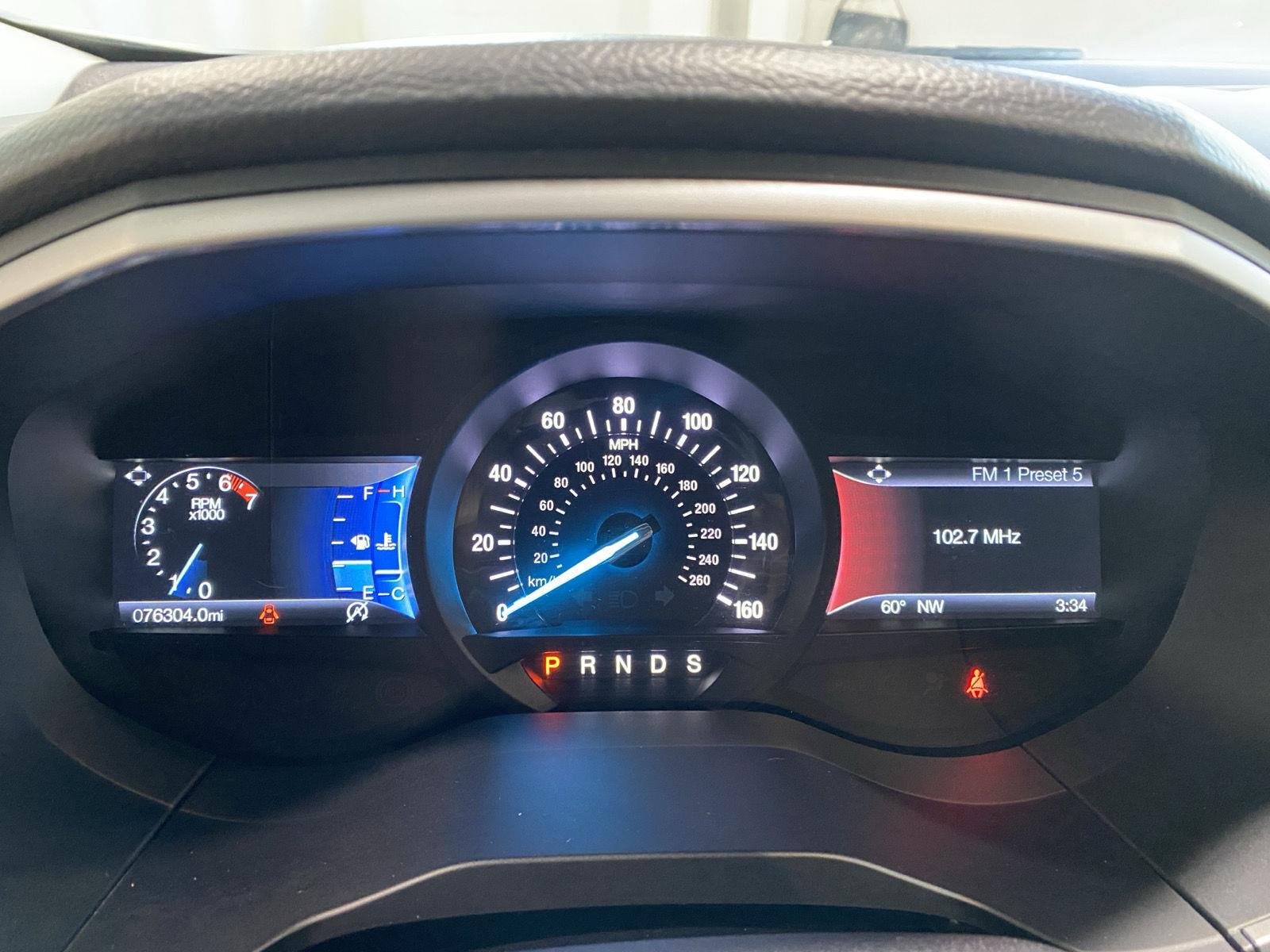 Used 2019 White Platinum Metallic Tri-Coat Ford SEL image 20