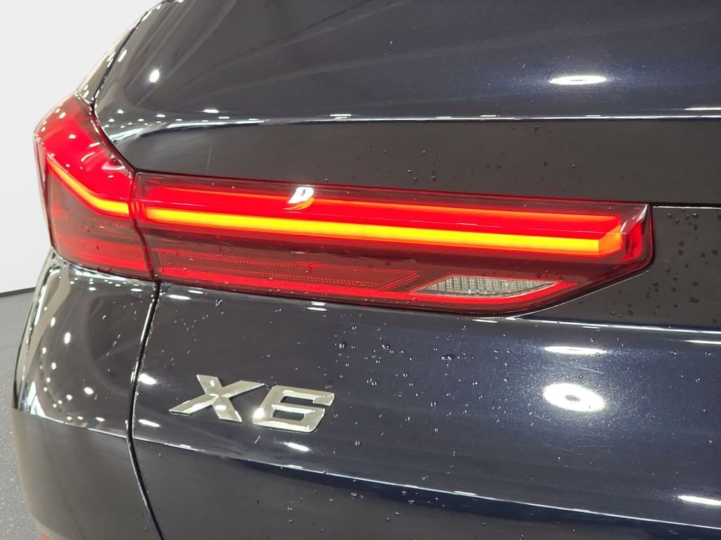Certified Used 2024 Black BMW xDrive40i image 24
