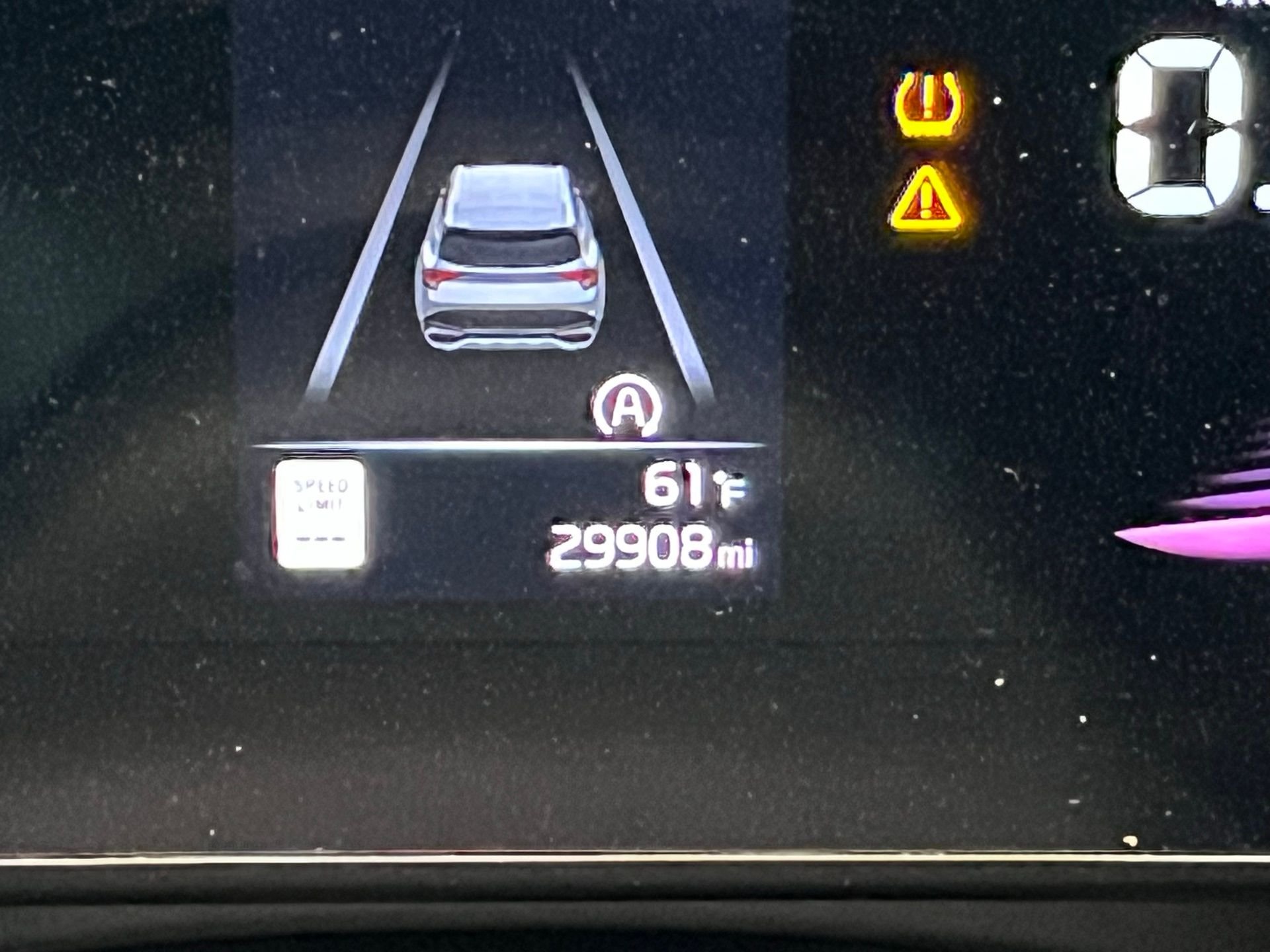 Used 2024 Green Kia X-Line image 30