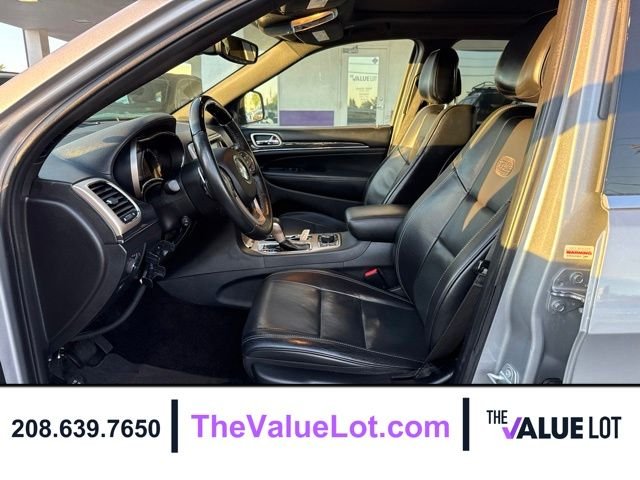 Used 2017 Silver Jeep Overland image 25
