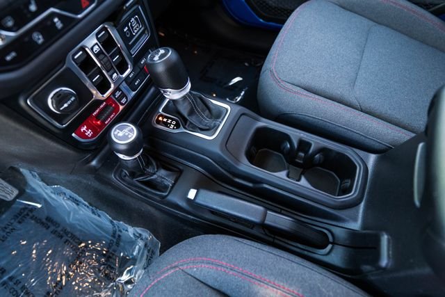 Used 2024 Blue Pearl Jeep Rubicon image 26
