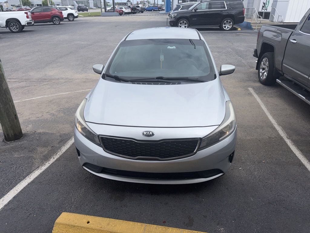 Used 2017 Silver Kia LX image 1