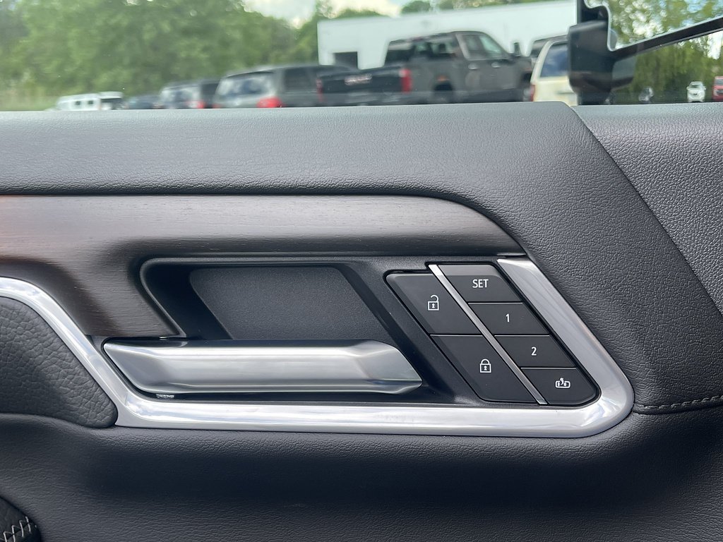 2025 GMC Sierra 2500HD Denali - Photo 31