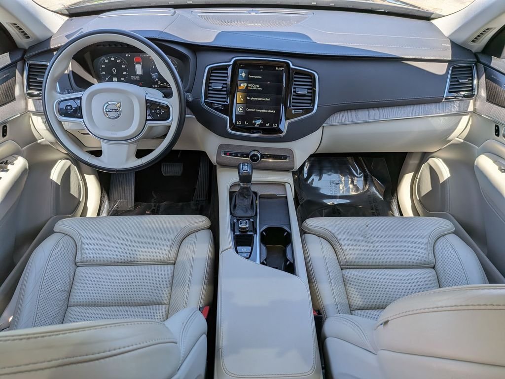 Used 2022 Gray Volvo T6 Inscription image 5