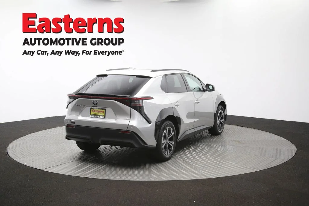 Used 2024 Silver Toyota XLE image 42