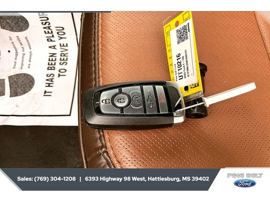 Used 2025 Star White Metallic Tri-Coat Ford King Ranch image 9