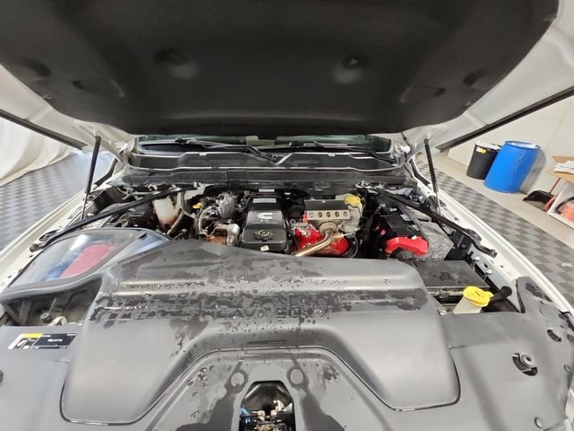 Used 2019 White Ram Limited image 19