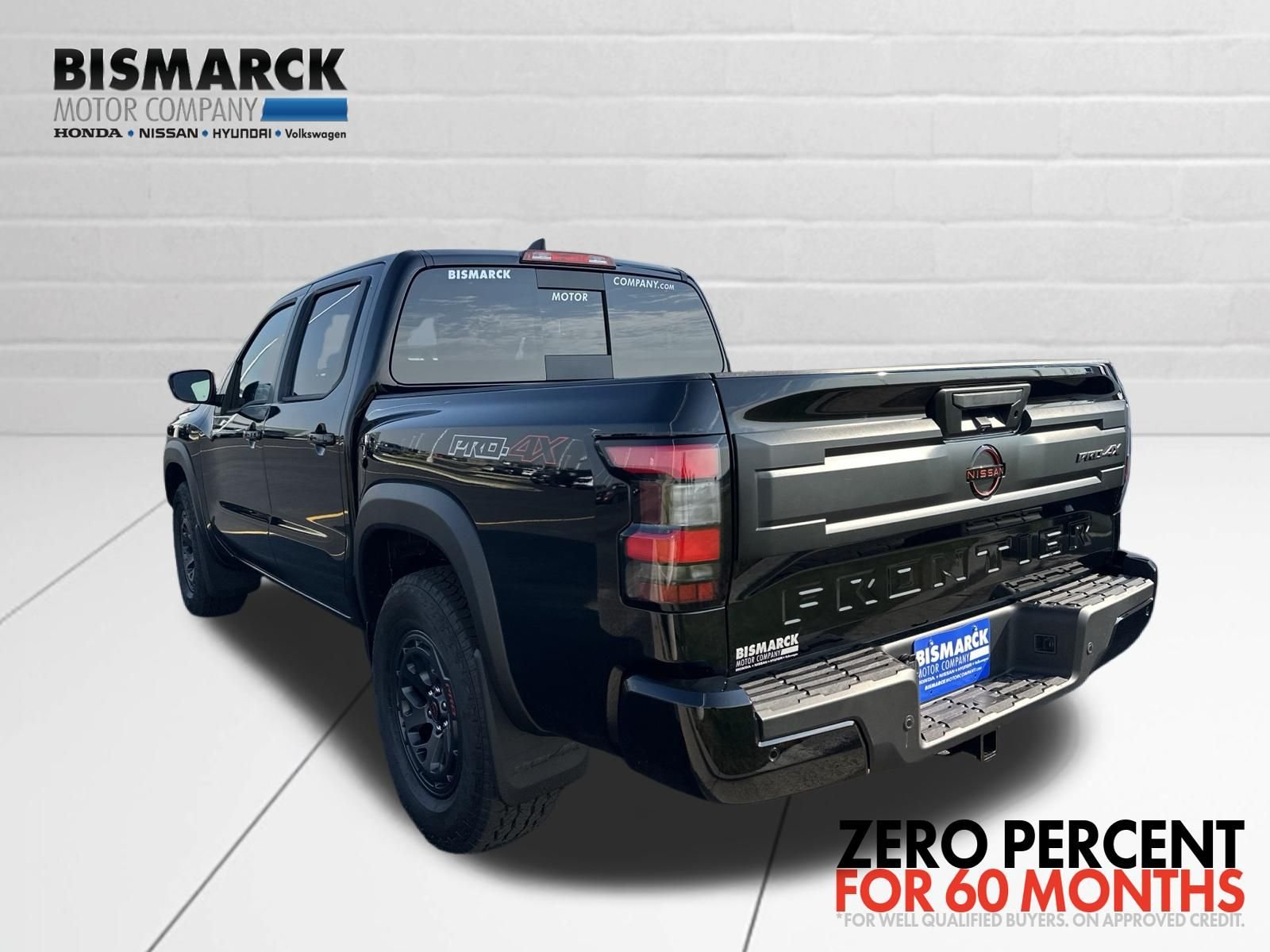 New 2026 Black Nissan PRO-4X image 4