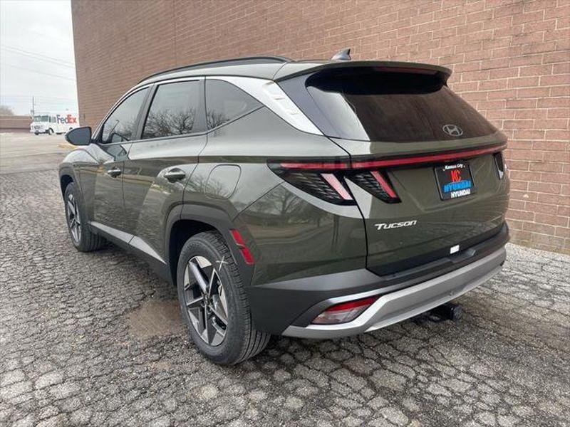 New 2026 Rockwood Green Hyundai SEL Premium AWD image 3