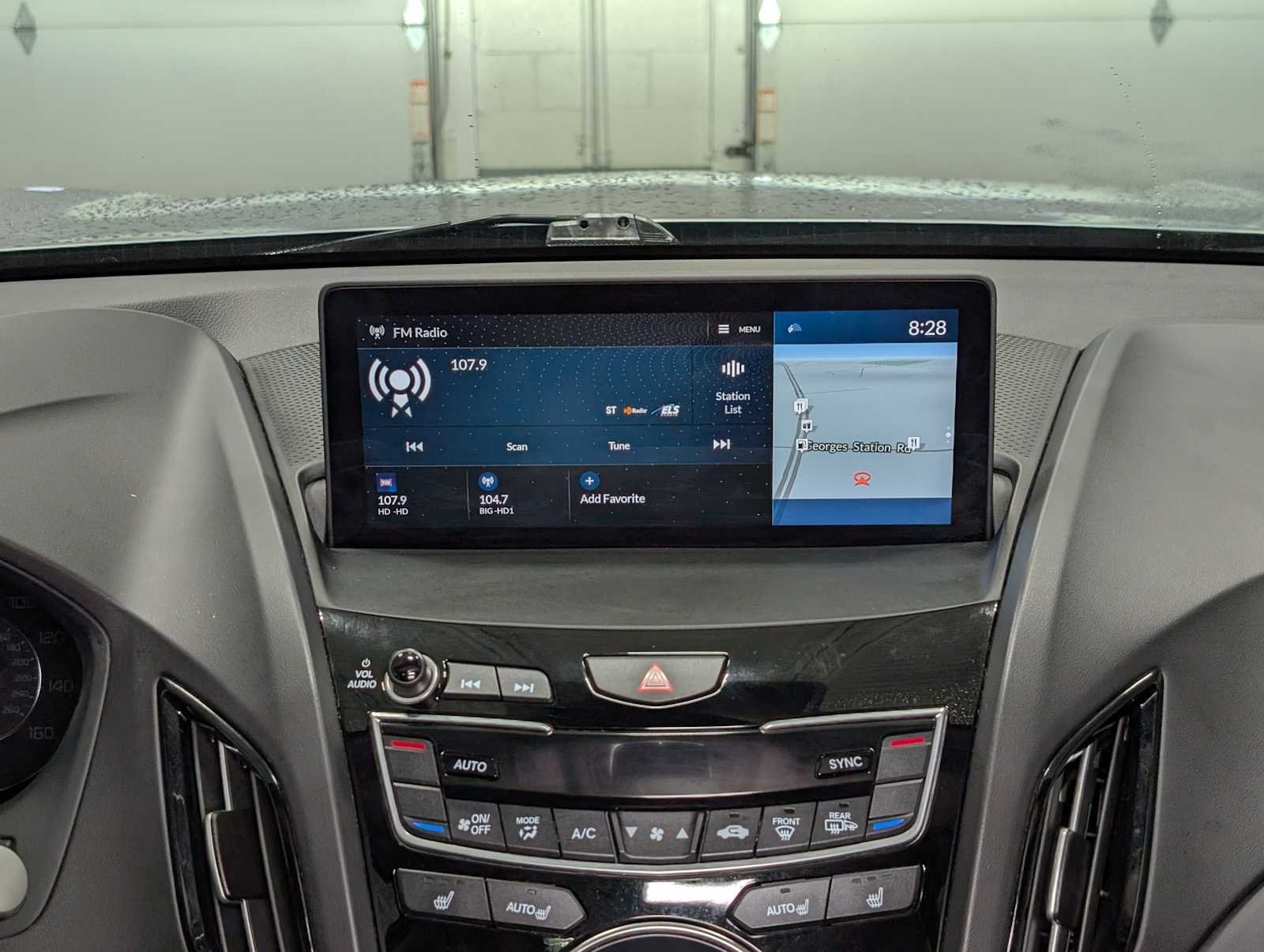 Used 2023 Lunar Silver Metallic Acura w/Technology Package image 19