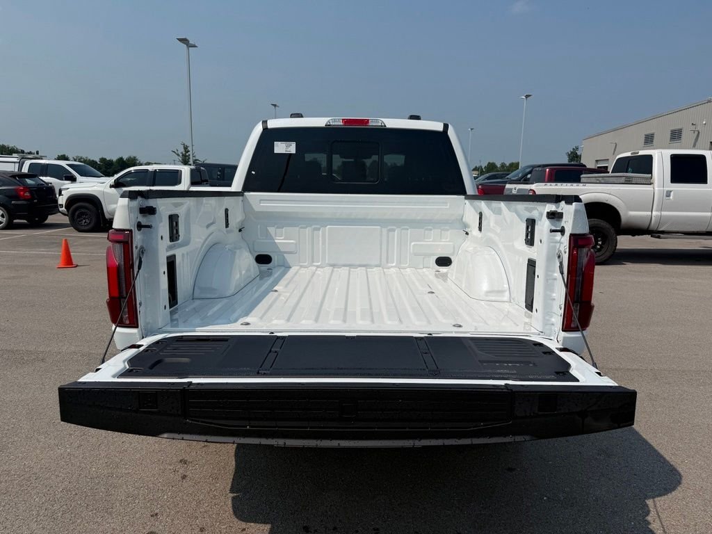 New 2026 Star White Metallic Tri-Coat Ford King Ranch® image 37