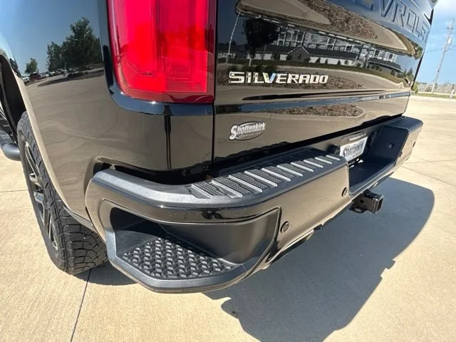 Used 2022 Black Chevrolet LT Trail Boss image 27