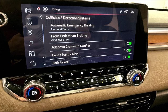Used 2023 Onyx Black GMC Denali image 37