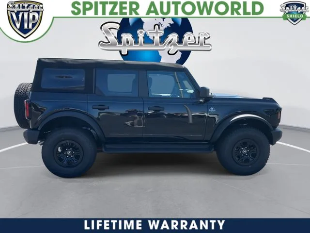 New 2026 Shadow Black Ford Outer Banks® image 6