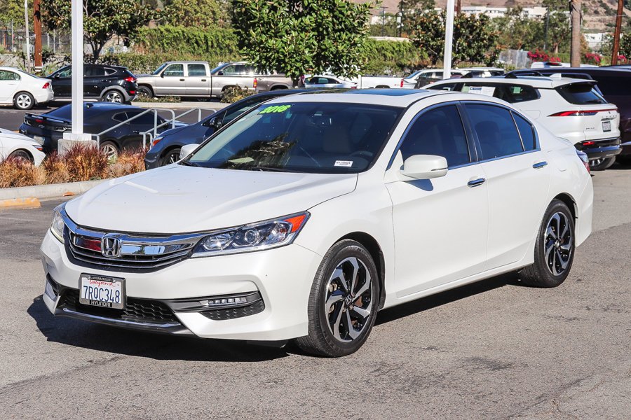2016 Honda Accord EX-L - Photo 2
