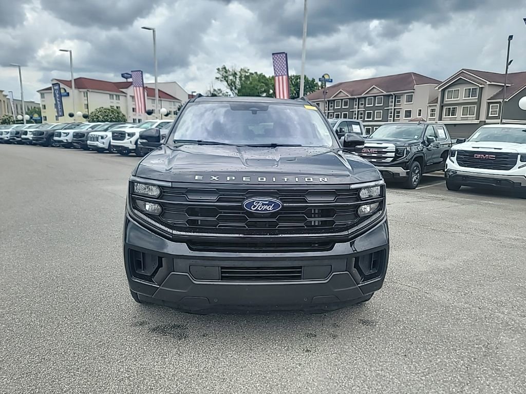 2025 Ford Expedition Active 4x4's photo