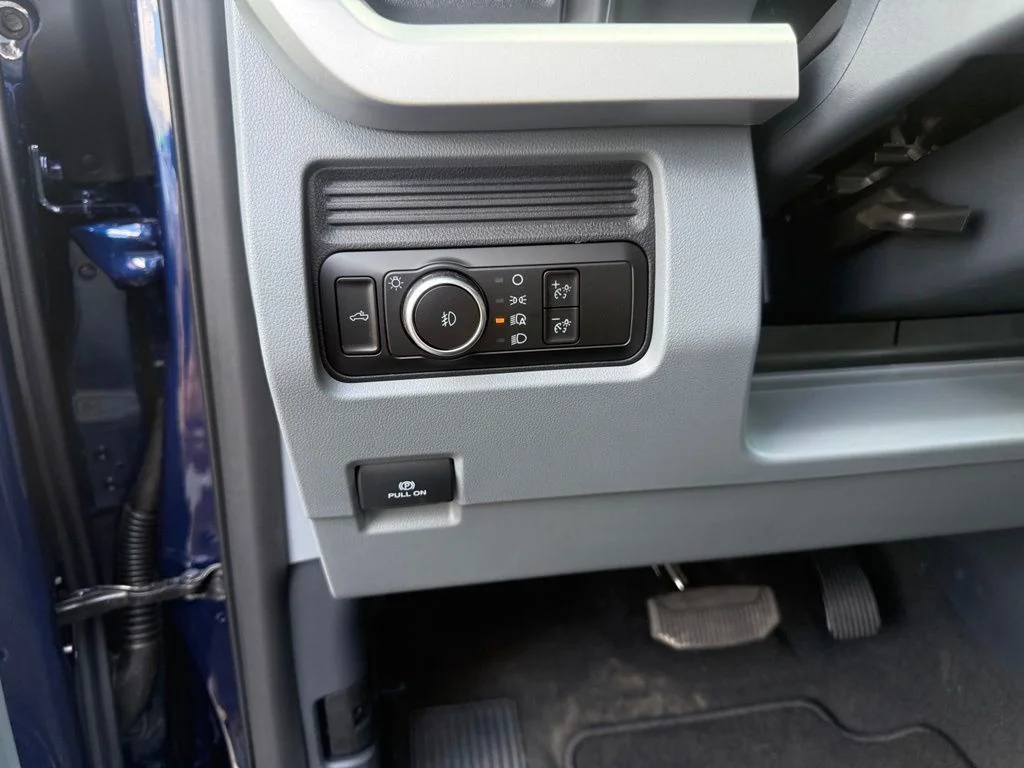 New 2027 Neptune Blue Ford F-250® XL image 17