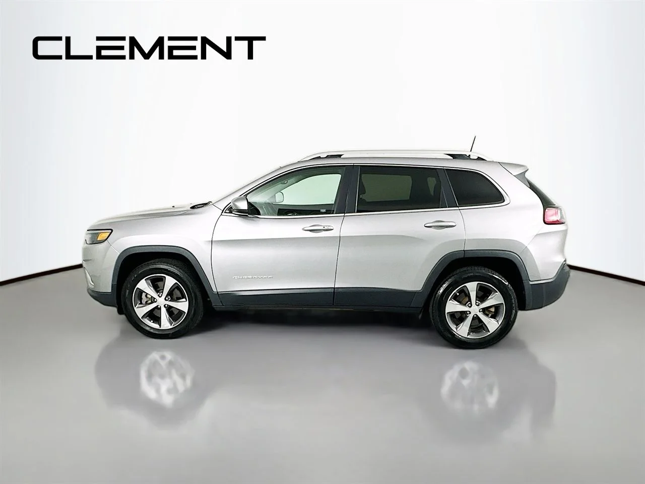 Used 2020 Billet Silver Metallic Clearcoat Jeep Limited image 6