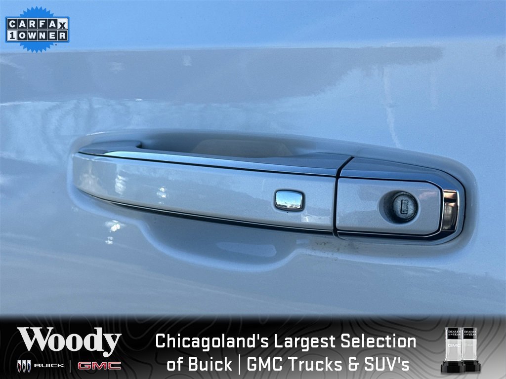 2021 GMC YUKON - Image 12