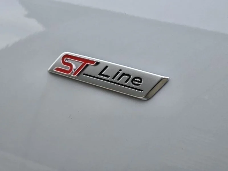 2025 Ford Escape ST-Line - Photo 6