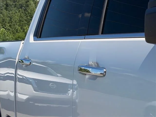Used 2024 Iridescent Pearl Tricoat Chevrolet LTZ image 6