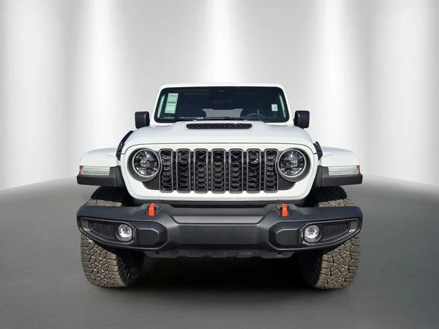 New 2026 Bright White Clearcoat Jeep Mojave image 2