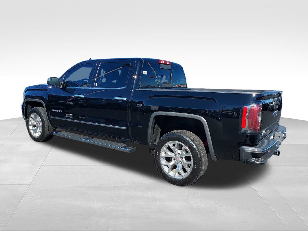 Used 2018 Black GMC SLT image 3