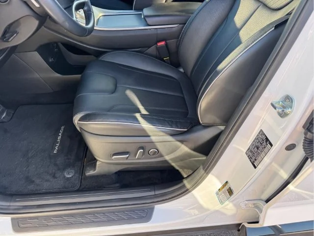 Used 2024 White Hyundai XRT image 6