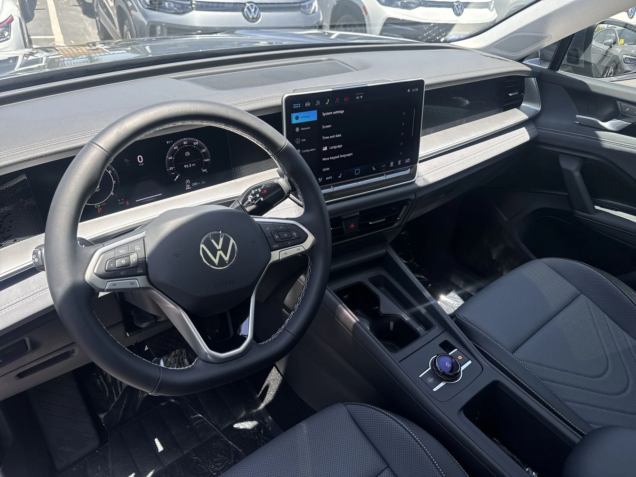 New 2026 Platinum Gray Metallic Volkswagen SE image 15