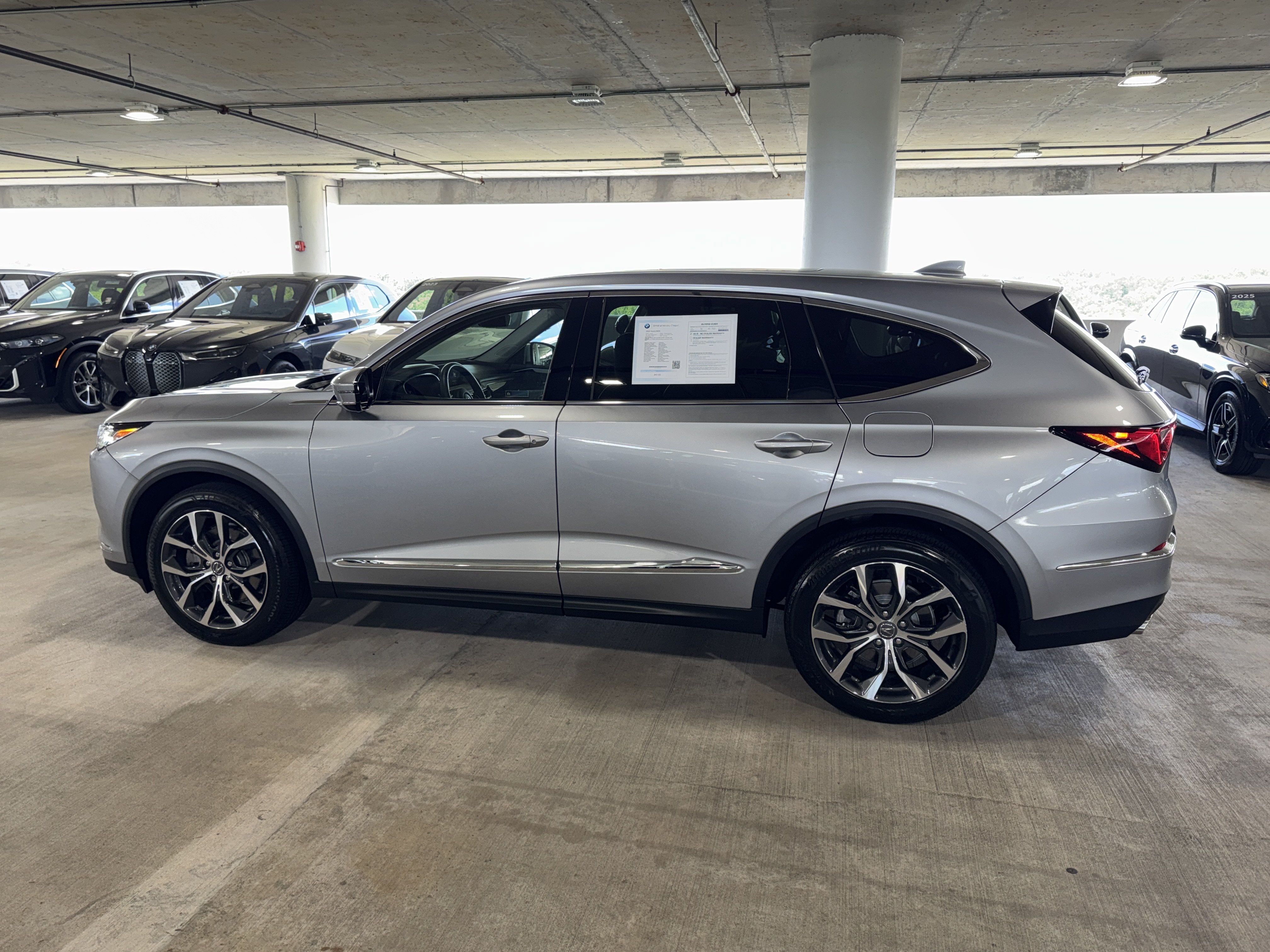 Used 2023 Lunar Silver Metallic Acura w/Technology Package image 5