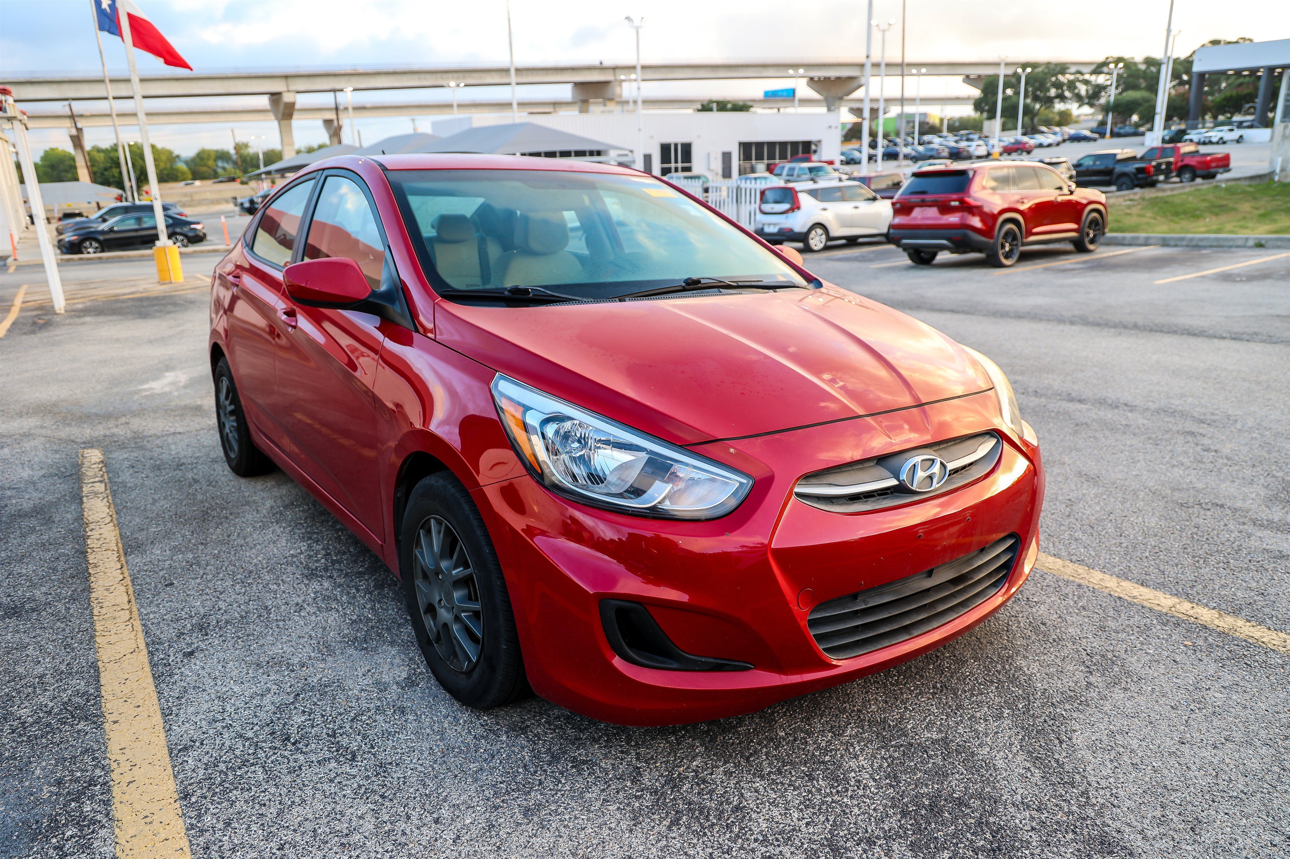 Used 2017 Boston Red Metallic Hyundai SE image 4