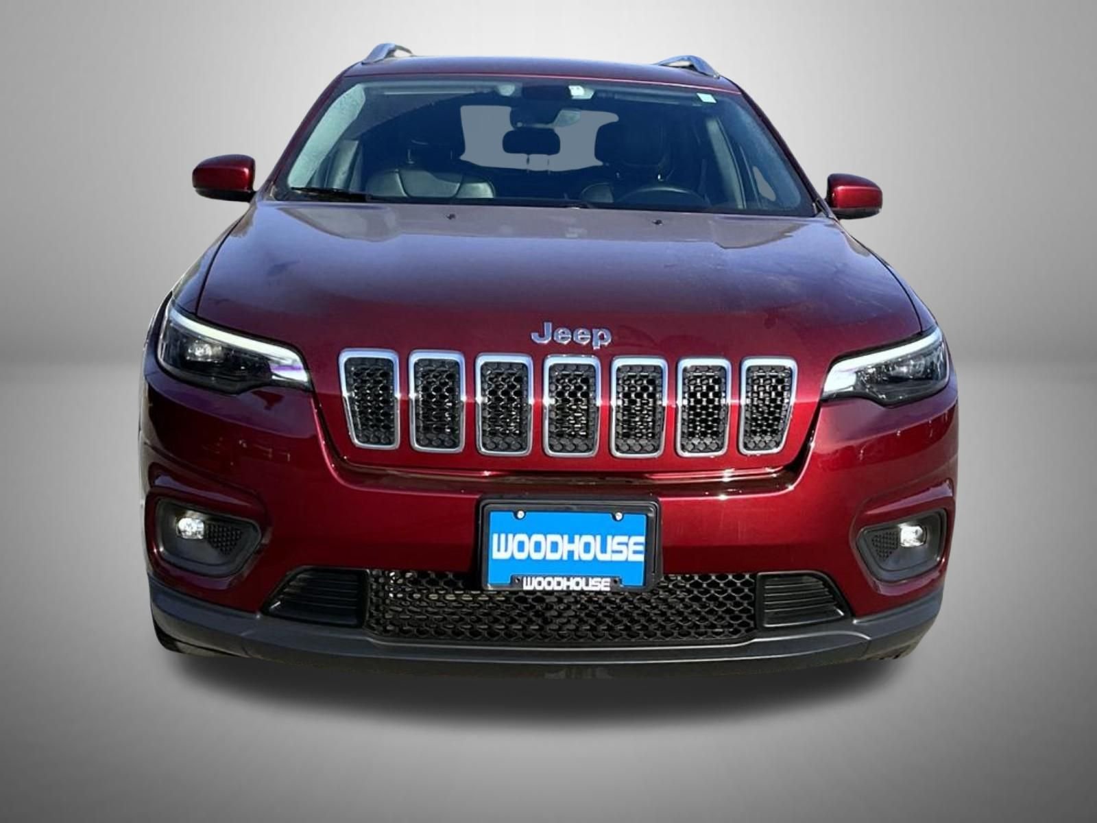 Used 2019 Red Jeep Latitude Plus image 2