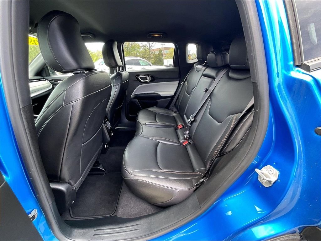 Used 2024 Blue Jeep Limited image 15
