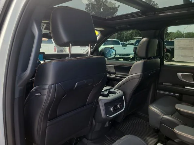 New 2025 White Metallic Ford Tremor image 15