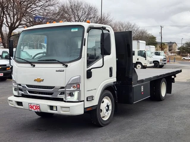 New 2025 Arc White Chevrolet NA image 2