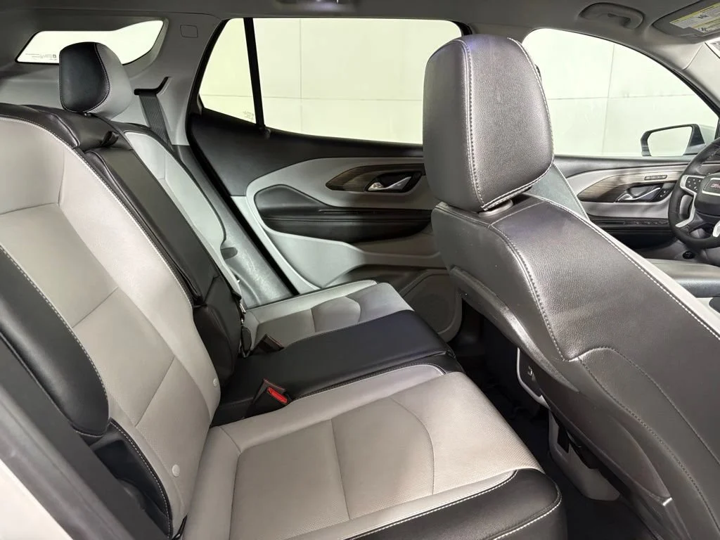 Used 2024 Summit White GMC SLT image 20