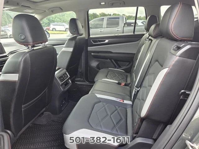Used 2024 Green Volkswagen 2.0T Peak Edition SE w/Technology image 11