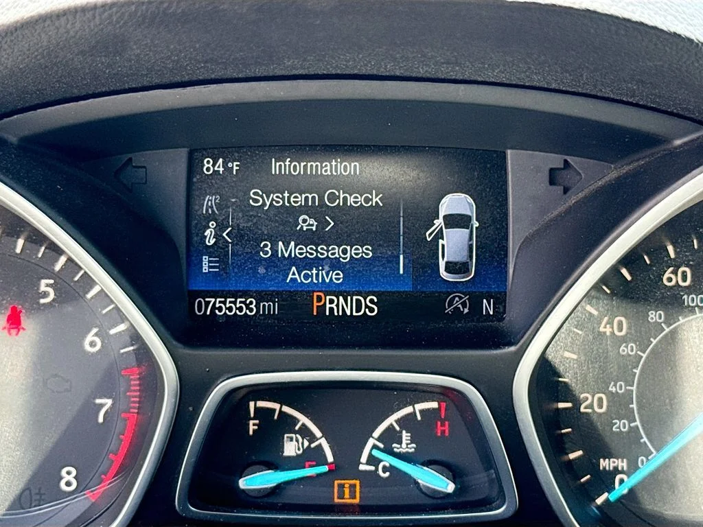 Used 2018 Black Ford SE image 13