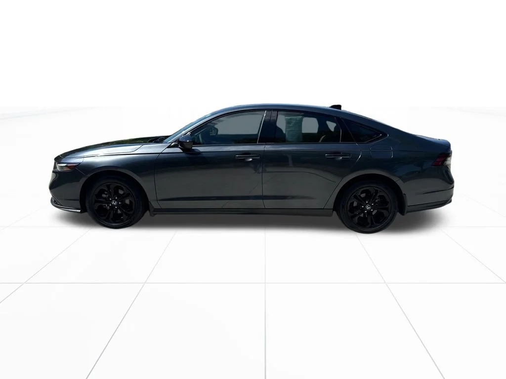 Certified Used 2025 Meteorite Gray Metallic Honda 1.5T SE image 41