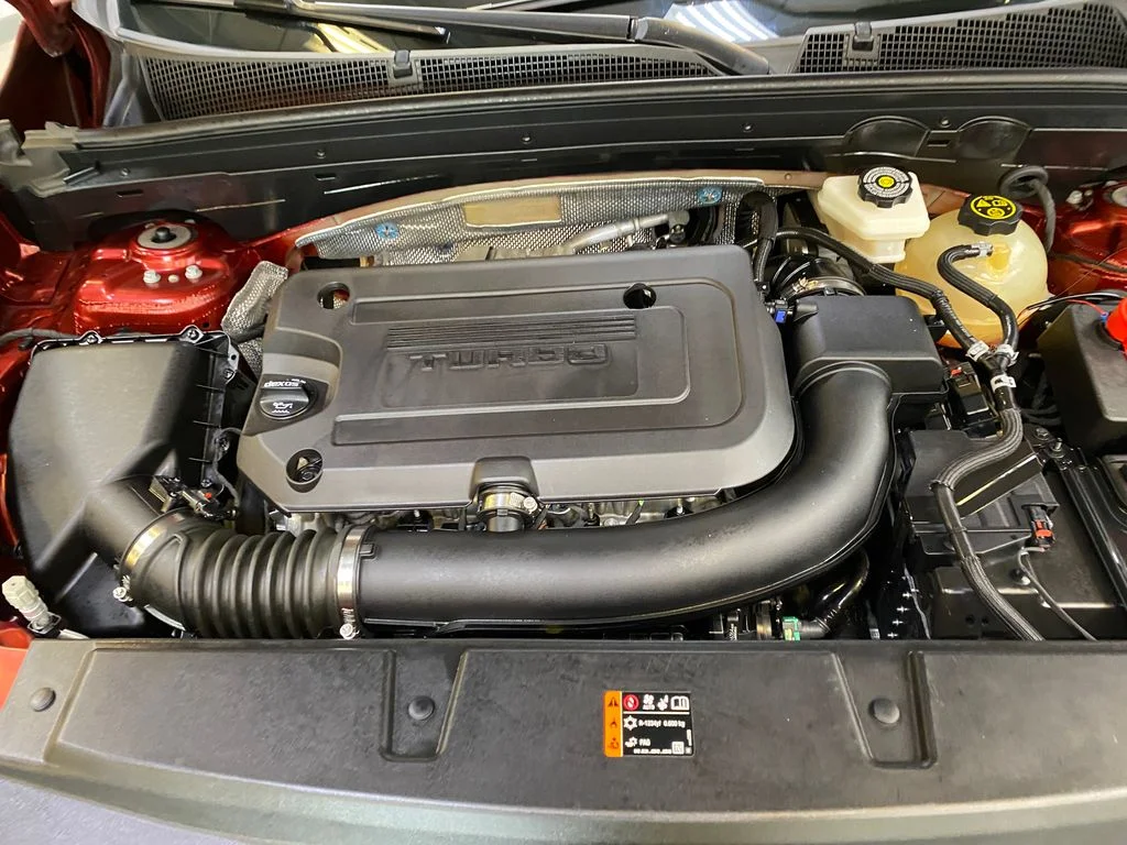 Used 2024 Red Buick Sport Touring image 10