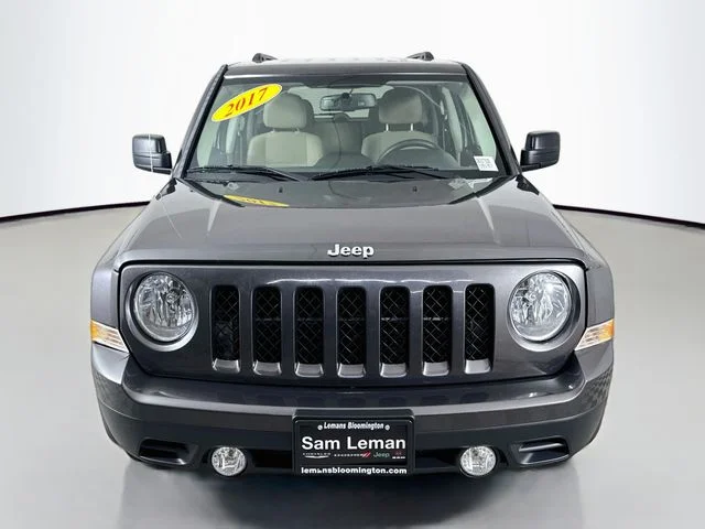 Used 2017 Gray Jeep Sport image 2