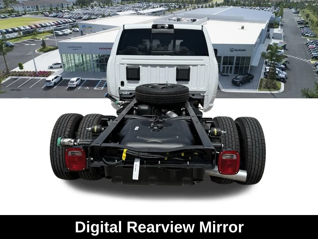 2025 RAM 3500 Chassis Tradesman - Photo 32
