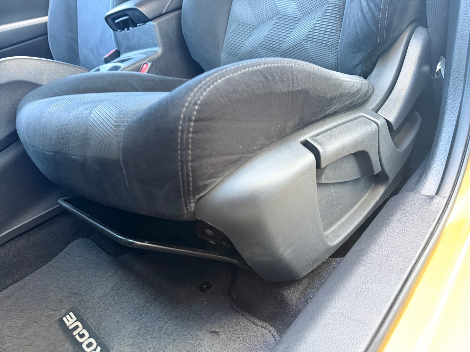 Used 2014 Saharan Sun Nissan S image 9