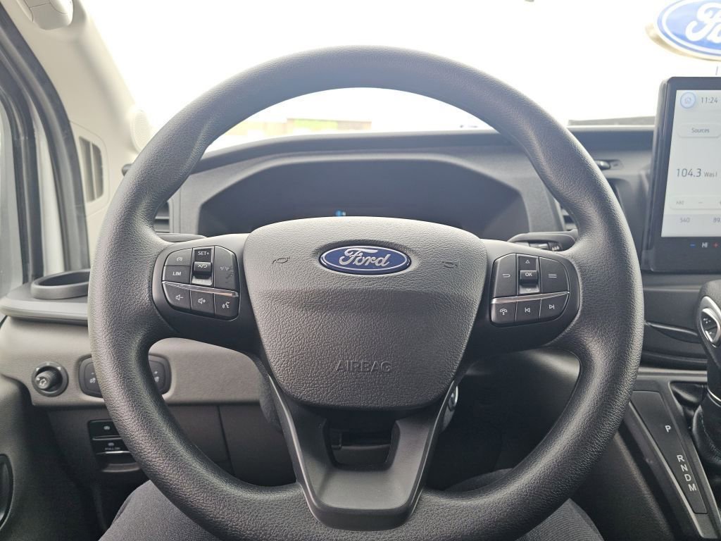 New 2026 Oxford White Ford Base image 30